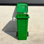 Bote de Basura 240 Lts. / 65 Galones color Verde - Imagen 5