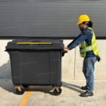 Contenedor de Basura 1100 Lts. / 290 Galones color Negro - Imagen 4